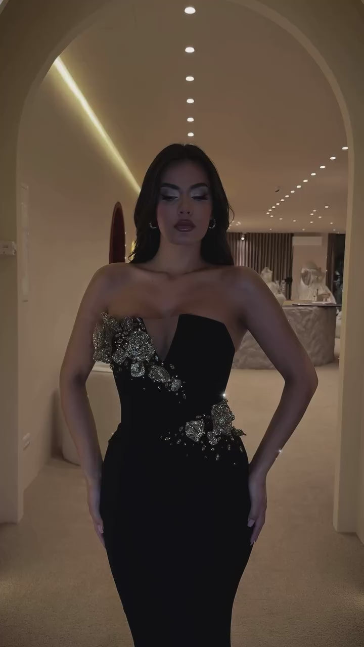 Black Muse (Made-to-Order)